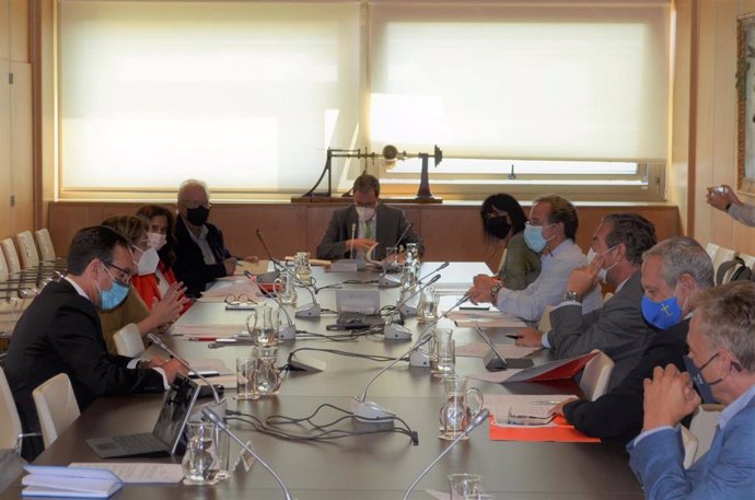 Archivo - El Ministerio de Industria constituye el Comité Ejecutivo del Foro de Alto Nivel de la Industria Española