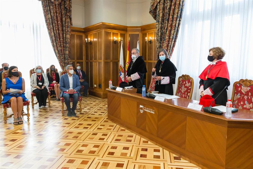 Clausura de los cursos de verano de la Universidad Internacional Menéndez Pelayo (UIMP) de Santander.
