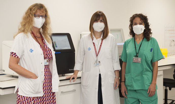 El trasplante de pulmón es efectivo para los enfermos de fibrosis pulmonar con telómeros cortos. De izquierda a derecha las Dras. María Molina, Lourdes Planas y Vanesa Vicens.