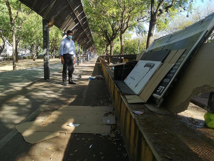 El portavoz de Cs en el Ayuntamiento, Álvaro Pimentel, en el bulevar Alcalde Manuel del Valle.