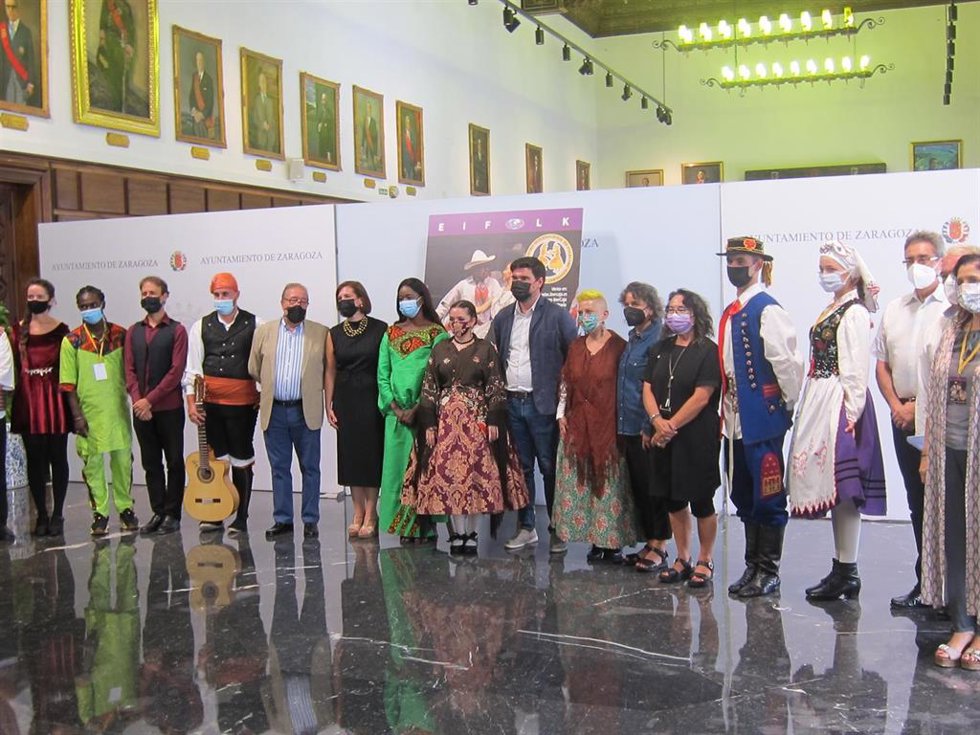 Presentación del XXX Encuentro Internacional de Folclore "Ciudad de Zaragoza"