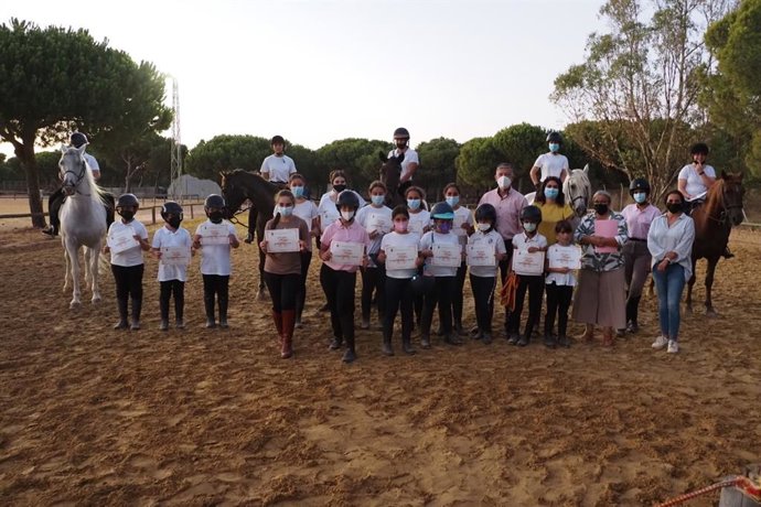 Taller de equitación impartido este verano en Palos de la Frontera (Huelva).