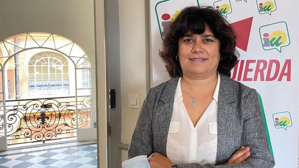 Carmen Álvarez, diputada provincial de IU en Cádiz