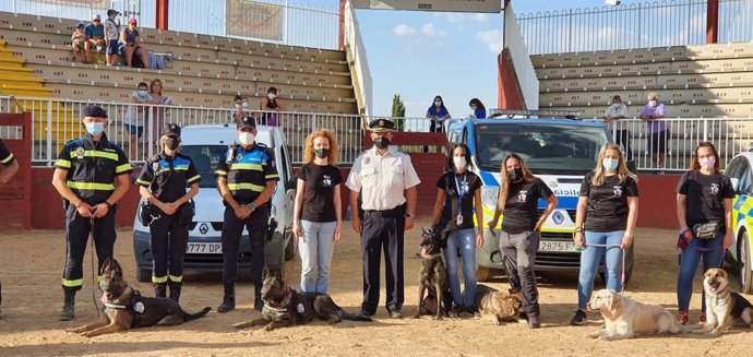 Exhibición de la Unidad Canina de la Policía Local de Salamanca en Salamaq.