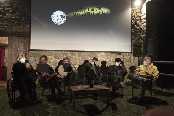 Coloquio sobre la película 'Armugán, el último acabador', en la Muestra de Cine de Acaso (Huesca).