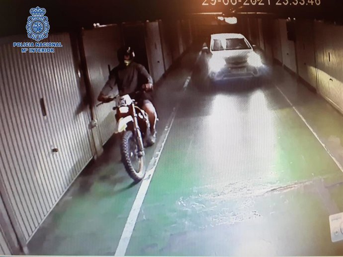 Un joven de 23 años identificado como autor de los daños producido en un parking de Logroño