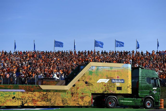 Heineken and TISTO celebrate the return of Formula 1 to Zandvoort, with a unique performance live streamed directly from the track from the F1 Heineken Dutch Grand Prix