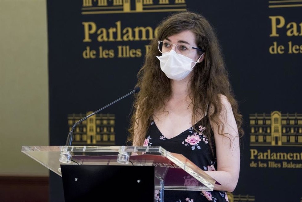 Archivo - La diputada de Unidas Podemos Esperana Sans.