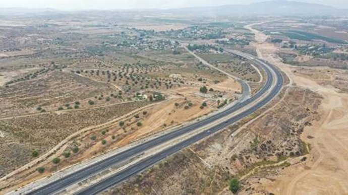 Archivo - Tramo de la carretera RM-15 que pasa a formar parte de la Red de Carreteras del Estado