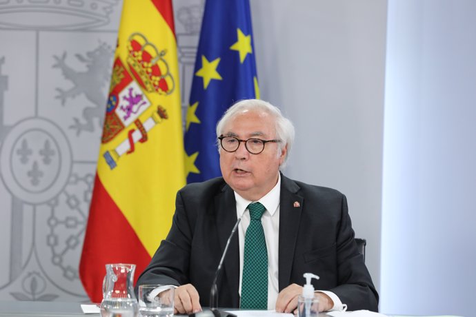 El ministro de Universidades, Manuel Castells, en una rueda de prensa posterior al Consejo de Ministros, a 31 de agosto de 2021, en Madrid