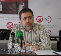 UGT pide elevar 25 euros el SMI este año y espera que la CEOE "reflexione" y dé su apoyo a la subida