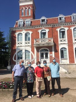 El Ayuntamiento de Valladolid inicia desde este lunes su proyecto de paseos saludables para las personas mayores.