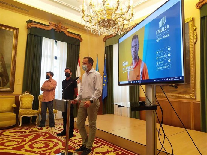 Preentación de la campaña online de concienciación ciudadana #gijonmeimporta, de Emulsa (Gijón)