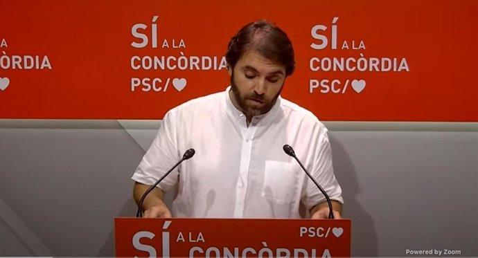 El diputado del PSC en el Parlament y secretario primero de la Mesa, Ferran Pedret, en rueda de prensa
