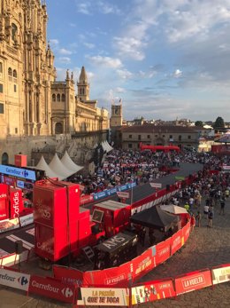 Despliegue con motivo de la última etapa de La Vuelta 2021, que finalizó en Santiago de Compostela.