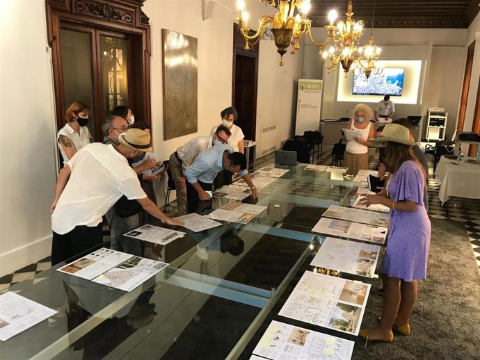 El jurado del concurso internacional para la construcción de más de 100 nuevas VPP en las Pitiusas y Menorca.