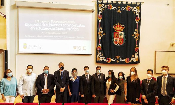 Alfonso Fernández Carriedo en la inauguración del I Congreso Iberoamericado de Estudiantes de Empresa y Economía de la UBU.