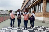 Los alumnos mayores de 12 años cercanos a un positivo no guardarán cuarentena si tienen la pauta completa