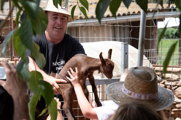 Archivo - Una edición de la feria rural 'Benvinguts a pags'