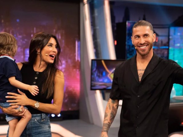 Pilar Rubio ha amadrinado la nueva temporada de 'El Hormiguero' y Sergio Ramos ha querido mostrarle su apoyo apareciendo por sorpresa en el plató