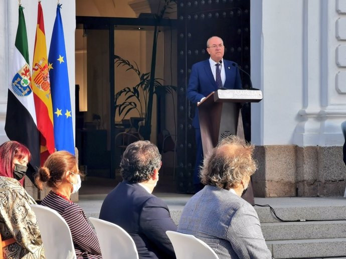 El presidente del Grupo Popular, José Antonio Monago, interviene en el Día de Extremadura