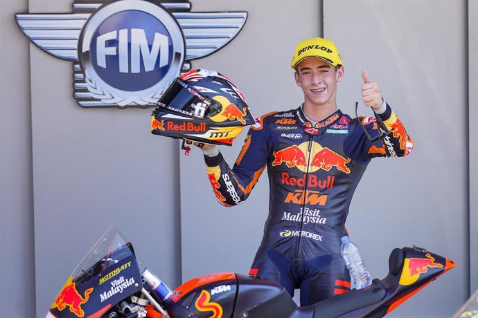 Archivo - Pedro Acosta celebra una victoria