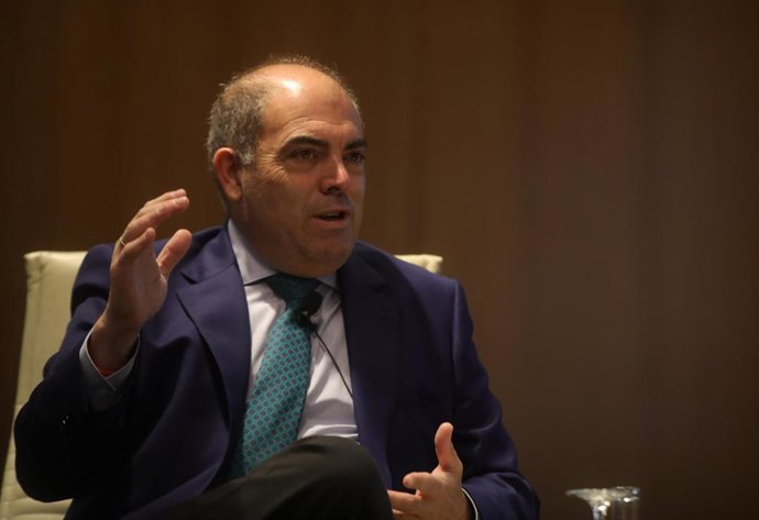 Archivo - El presidente de ATA, Lorenzo Amor, en el encuentro informativo sobre la reactivación económica de Andalucía tras la crisis del covid-19 organizado por Europa Press en colaboración con Fundación Cajasol, Atlantic Copper y Cepsa (Foto de archiv