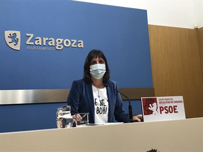 Archivo - La portavoz del grupo municipal del PSOE en el Ayuntamiento de Zaragoza, Lola Ranera