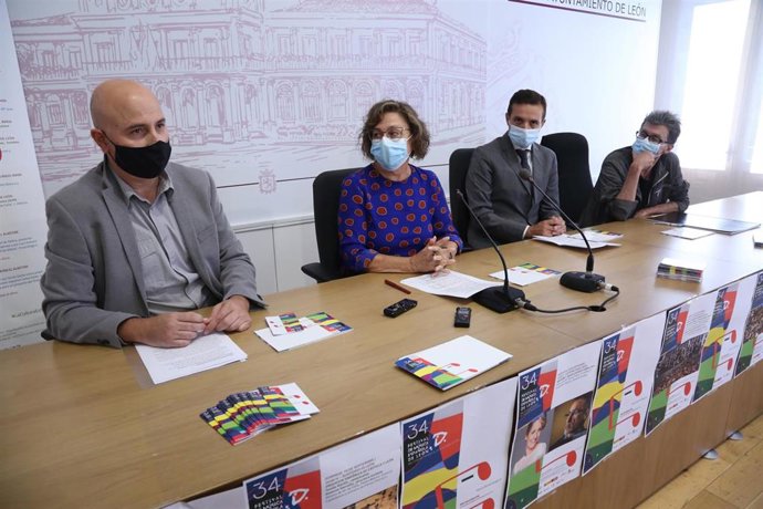 La concejal de Acción y Promoción Cultural, Evelia Fernández, en la presentación de la 34 edición del Festival de Música Española.