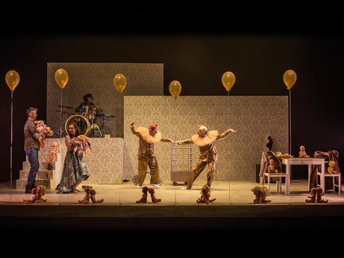 Archivo - La compañía Elefante Elegante cerrará la III edición del Camino Escena Norte con su 'Dreaming Juliet'