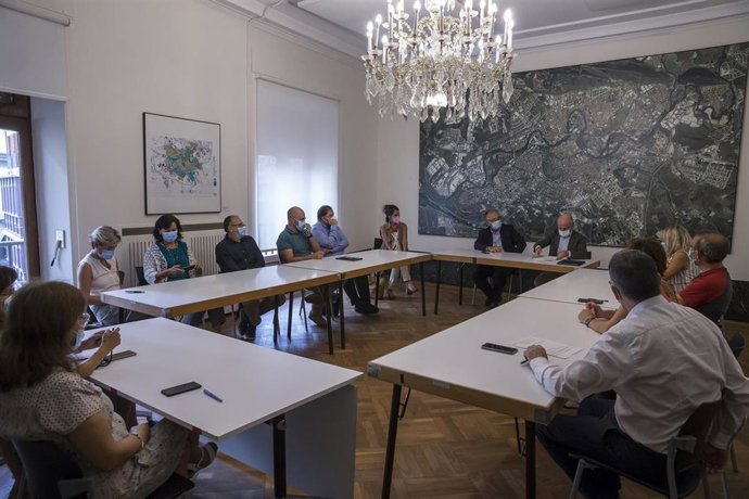 Constitución de la nueav empresa pública municipal que gestionará el servicio de atención a domicilio de Pamplona