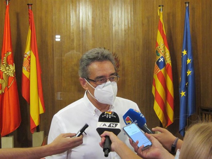 El portavoz del grupo municipal de VOX, Julio Calvo