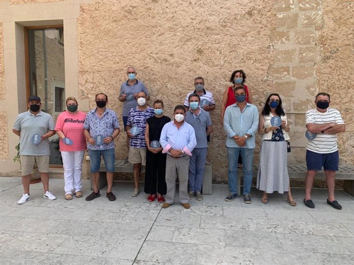Nueve establecimientos de Pollena reciben el distintivo de Emblemáticos Baleares.