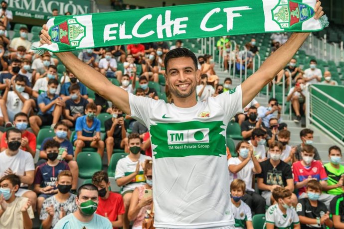 El jugador argentino Javier Pastore en su presentación como nuevo jugador del Elche CF.