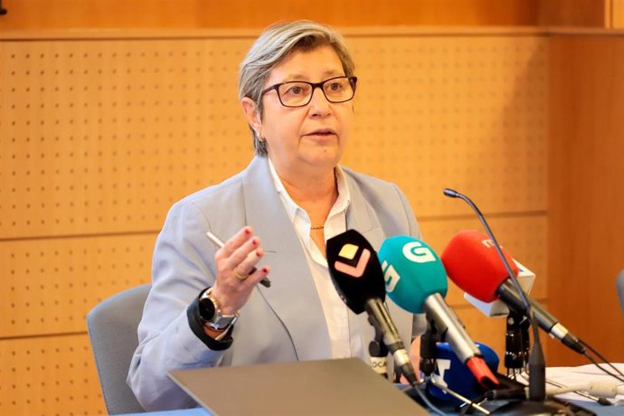 La conselleira do Mar, Rosa Quintana, en una rueda de prensa en el Centro Tecnolóxico do Mar (Cetmar), en Vigo.