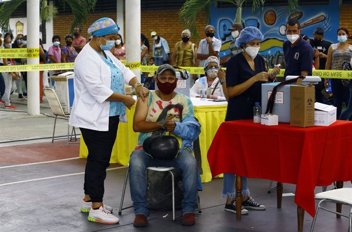 Archivo - Campaña de vacunacion contra el coronavirus en Venezuela