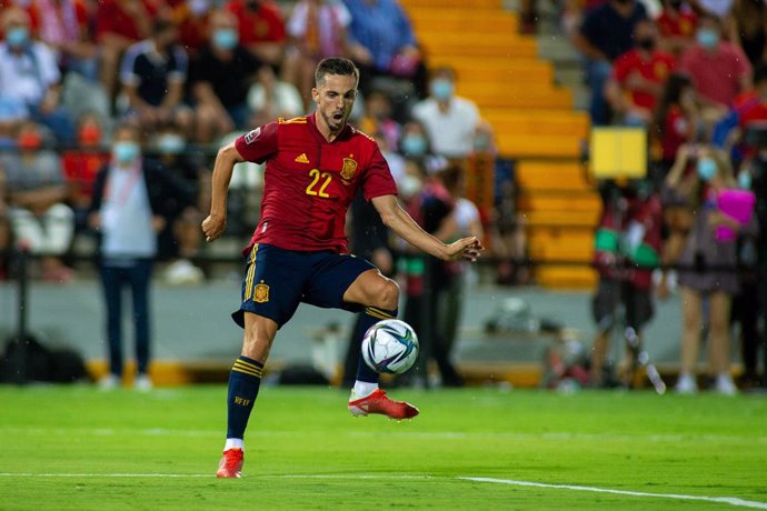 Pablo Sarabia of Spain shoots for goal during the 2022 FIFA World Cup Qualifier match between Spain and Georgia at Nuevo Viveros Stadium on September 5, 2021 in Badajoz, Spain.