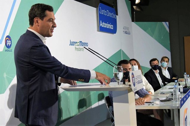 Juanma Moreno en la Junta Directiva Autonómica celebrada en Cádiz