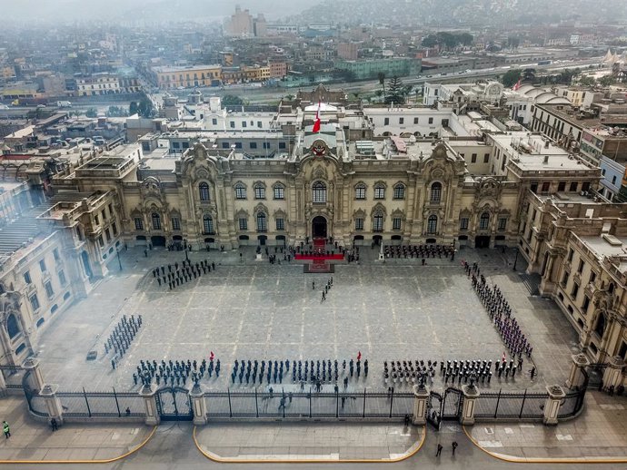 Archivo - HANDOUT - 05 August 2021, Peru, Lima: A general view of the ceremony marking the appointment of the President of Peru Pedro Castillo as commander-in-chief of the armed forces and police. The village school teacher was sworn in as president at 