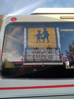 Archivo - Transporte escolar
