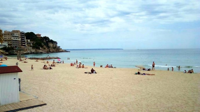 Archivo - Playa de Palma de Mallorca