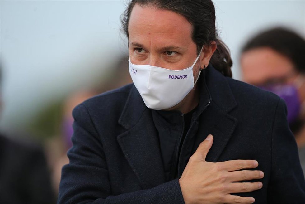 Archivo - Imagen de recurso del exsecretario general de Podemos, Pablo Iglesias durante el acto de cierre de campaña del partido en el anfiteatro Lourdes y Mariano del parque de la Cuña Verde de Vicálvaro, a 2 de mayo de 2021, en Madrid (España).