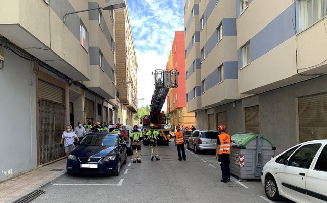 Prácticas con el nuevo vehículo autoescala de los Bomberos de Soria.