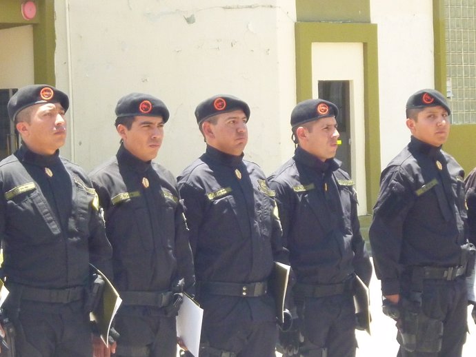 Archivo - Grupo especial de la Policía boliviana 
