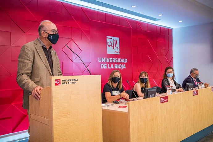 ANECA y la Universidad de La Rioja estrechan lazos en un encuentro presencial con el profesorado del campus