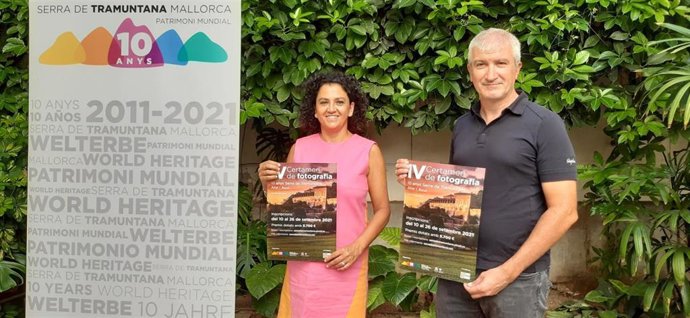 La consellera insular de Territorio, Maria Antonia Garcías, ha presentado el certamen junto con el director insular de Territorio, Miquel Vadell.