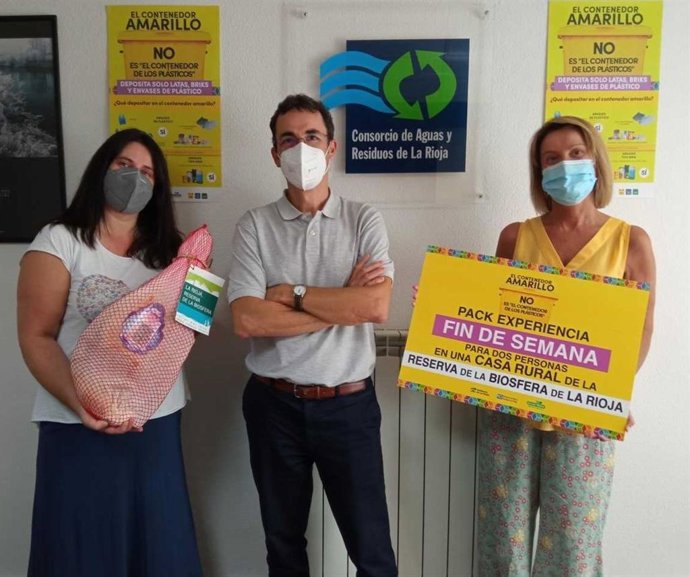 Entrega de premios campaña residuos impropios