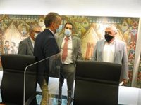 PP, VOX y Cs tildan de "escándalo" que el PSOE prepare una enmienda al Estatuto de Autonomía