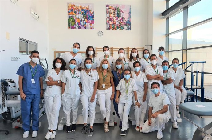 El equipo de fisioterapeutas del Hospitañ Clínico San Cecilio de Granada realiza 5.200 asistencias a pacientes covid