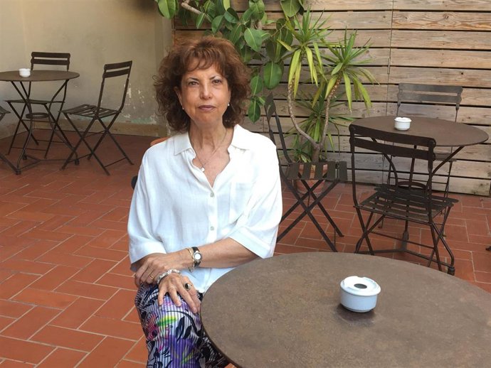 La escritora Roser Caminals.